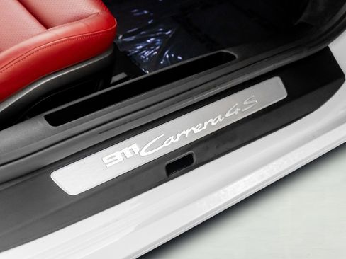 Used 2021 Porsche 911 Carrera 4S image 33