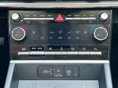 Used 2025 Hyundai Santa Fe XRT image 28