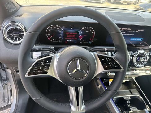 New 2026 Mercedes-Benz GLC 300 image 10