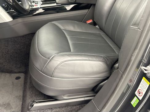 Certified 2023 Land Rover Range Rover SE AWD/4WD image 19