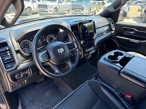 Used 2023 RAM 1500 Laramie AWD/4WD image 2