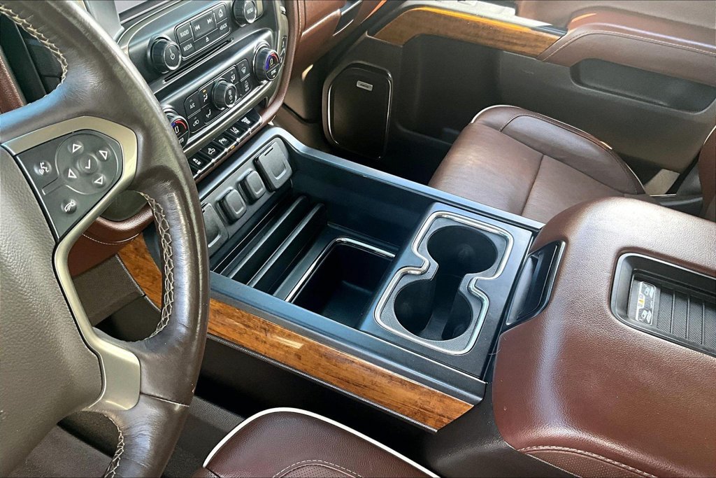 Used 2016 Chevrolet Silverado 2500 High Country w/ Duramax Plus Package AWD/4WD image 15