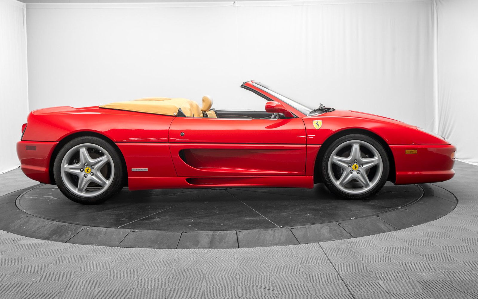 Used 1997 Ferrari F355 Spider RWD image 9