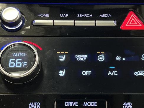 Used 2025 Hyundai Santa Fe Calligraphy image 8