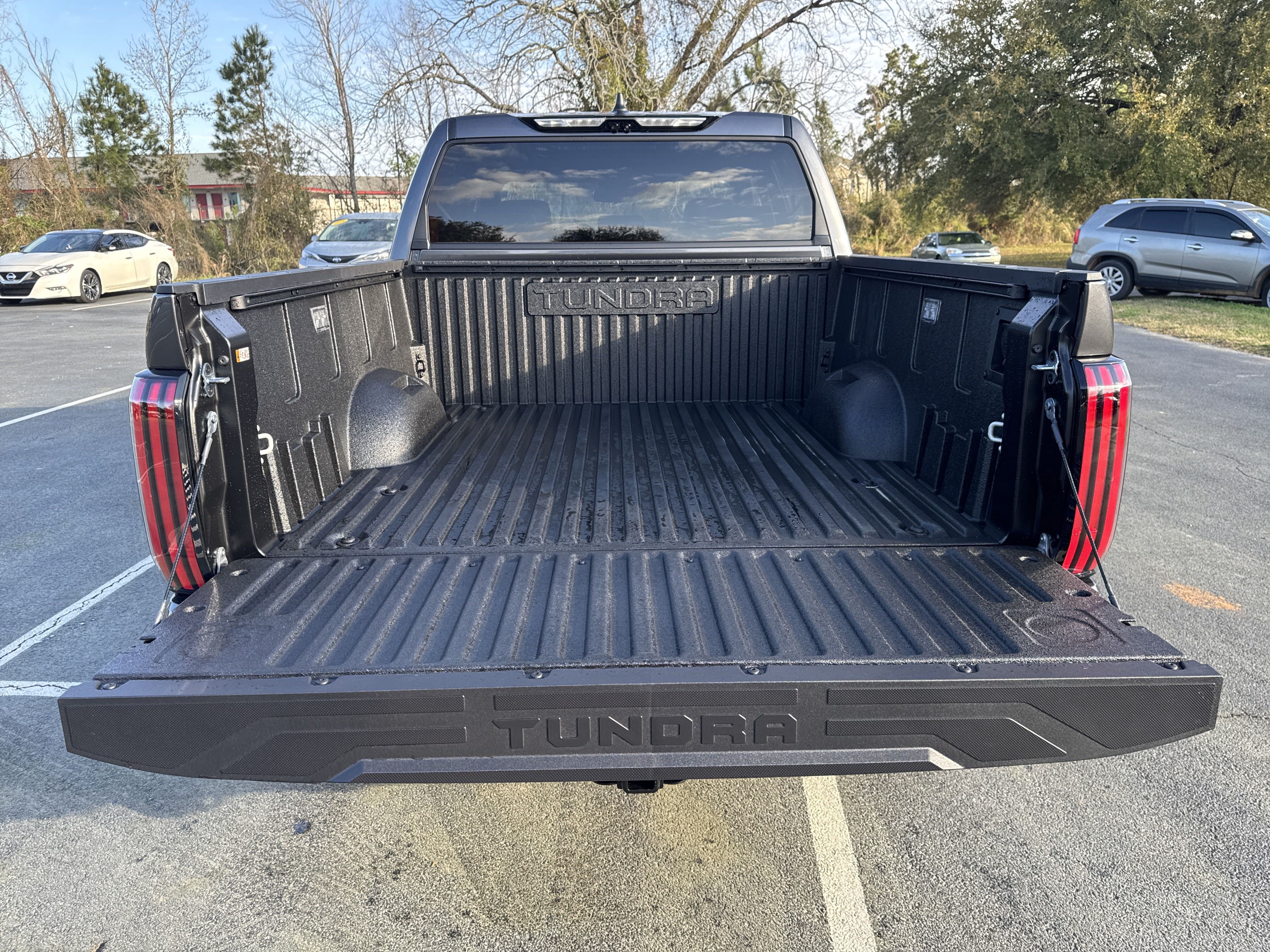 New 2025 Toyota Tundra Platinum AWD/4WD image 39