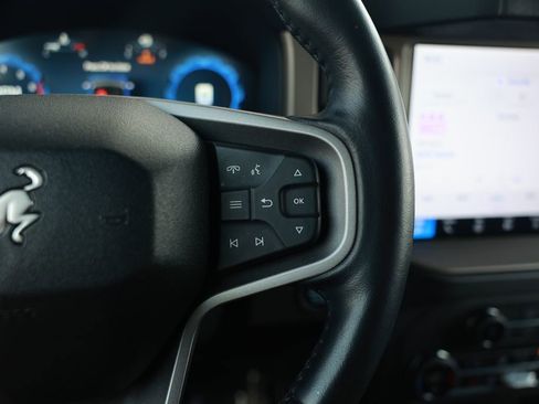 Used 2025 Ford Bronco Outer Banks image 24