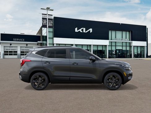 New 2026 Kia Seltos EX FWD image 8