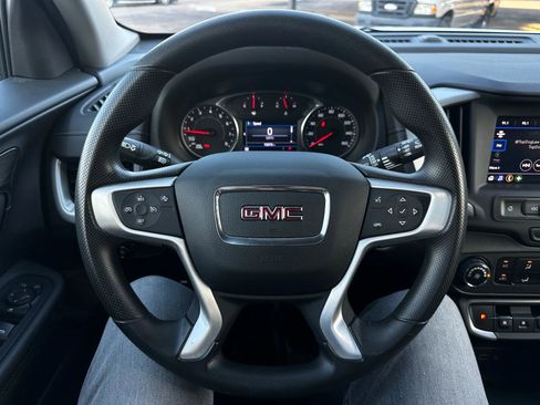 Used 2023 GMC Terrain SLE image 30