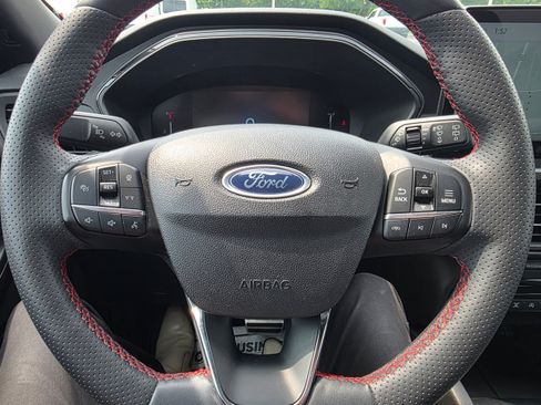 Certified 2023 Ford Escape ST-Line w/ Tech Pack #1 AWD/4WD image 14