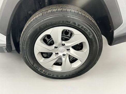 Used 2024 Toyota RAV4 LE image 11