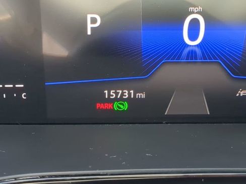 Certified 2024 Volkswagen Taos S FWD image 29