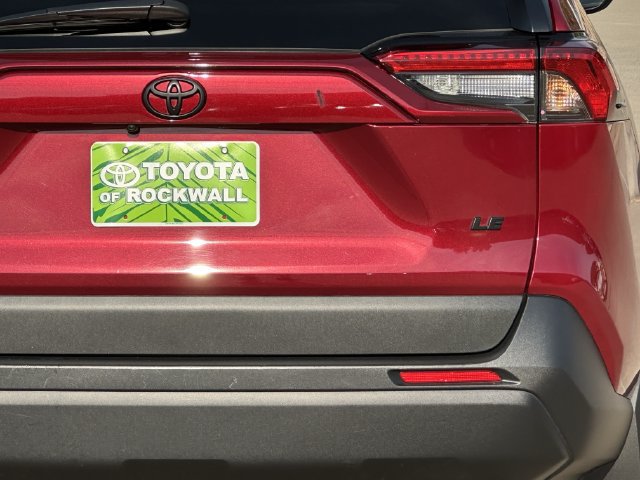 Used 2025 Toyota RAV4 LE FWD image 6