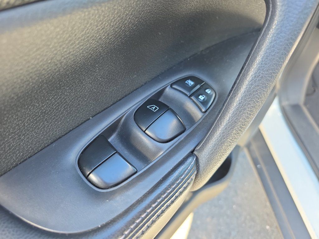 Used 2014 Nissan Rogue SL w/ SL Premium Package AWD/4WD image 20