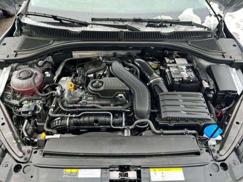 Used 2025 Volkswagen Jetta SE image 29