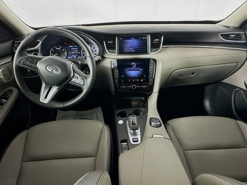 Certified 2025 INFINITI QX50 Luxe w/ Accent Package image 27