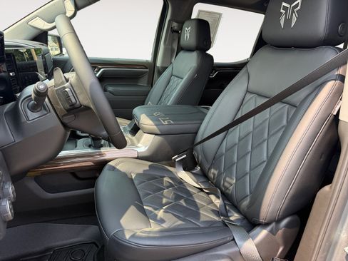 New 2026 Chevrolet Silverado 1500 RST AWD/4WD image 9