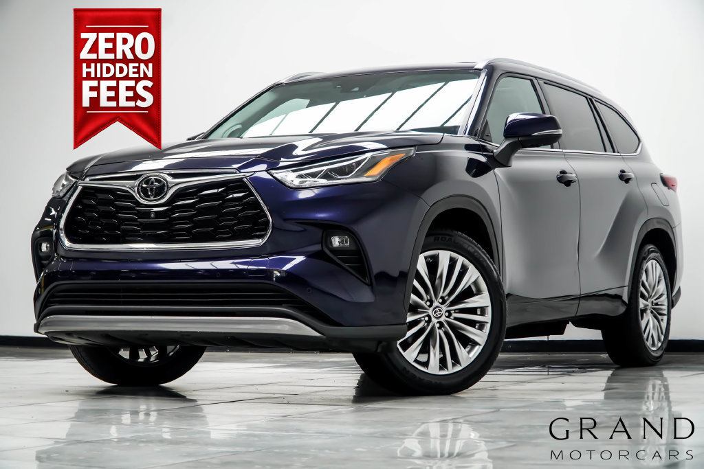 Used 2023 Toyota Highlander Platinum FWD image 1