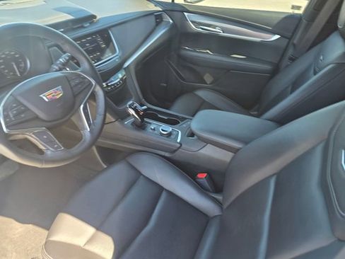 Used 2024 Cadillac XT5 Luxury image 21