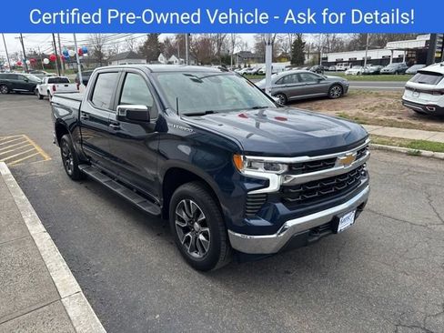 Used 2022 Chevrolet Silverado 1500 LT image 3
