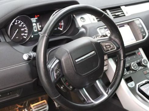 Used 2014 Land Rover Range Rover Evoque Dynamic image 13