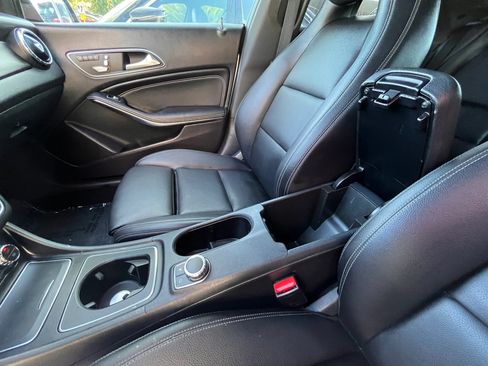 Used 2018 Mercedes-Benz CLA 250 image 18