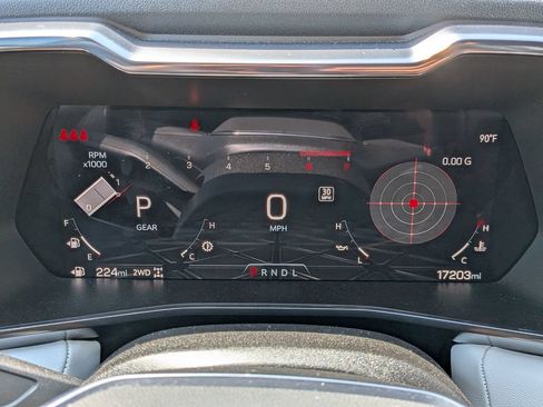 Used 2024 GMC Canyon AT4X AWD/4WD image 11