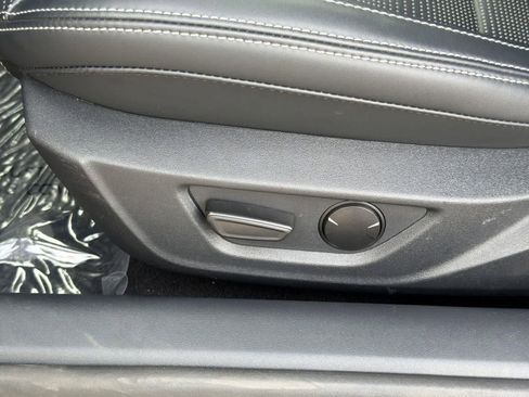 Used 2024 Ford Mustang GT Premium image 25