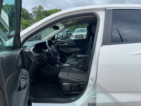 Used 2024 Buick Encore GX Preferred FWD image 19