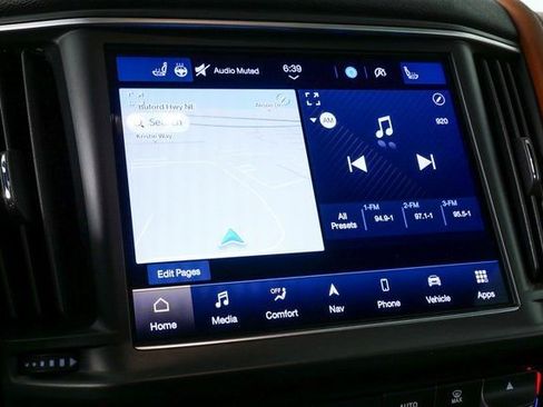 Used 2022 Maserati Levante GT image 15