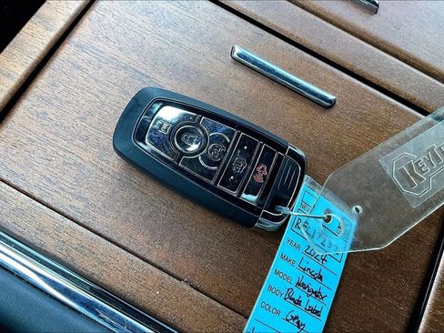 Used 2024 Lincoln Navigator Black Label AWD/4WD image 36