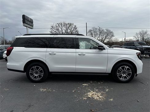 Certified 2025 Ford Expedition Max Active image 4