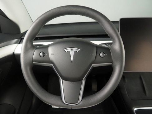 Used 2023 Tesla Model 3 RWD image 19