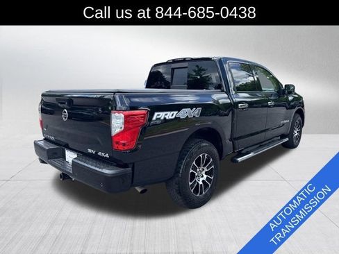Used 2021 Nissan Titan SV w/ SV Convenience Package AWD/4WD image 5