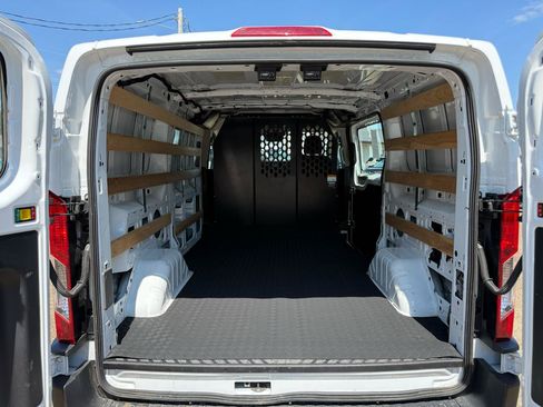 Used 2025 Ford Transit 250 Low Roof w/ Exterior Upgrade Package RWD image 7