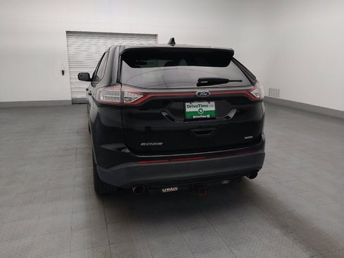 Used 2018 Ford Edge SE FWD image 6