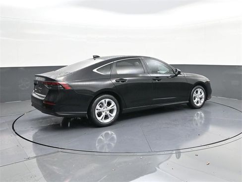 New 2026 Honda Accord LX image 12