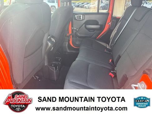 Used 2018 Jeep Wrangler Unlimited Sport AWD/4WD image 12