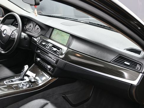 Used 2013 BMW 528i xDrive Sedan AWD/4WD image 31