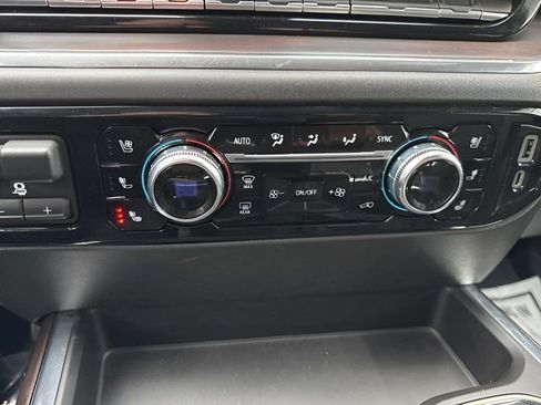 Used 2023 GMC Sierra 1500 SLT w/ SLT Premium Plus Package image 23