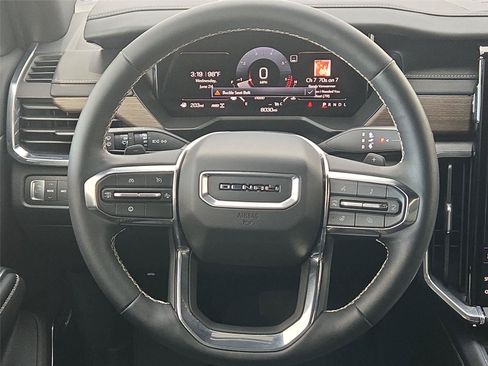 Used 2025 GMC Acadia Denali w/ LPO, Floor Liner Package AWD/4WD image 15