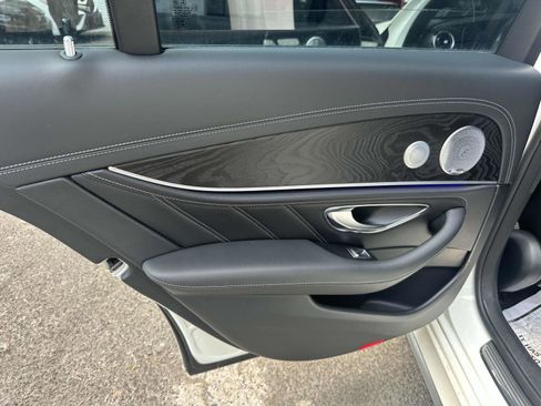 Used 2018 Mercedes-Benz E 63 AMG S image 16