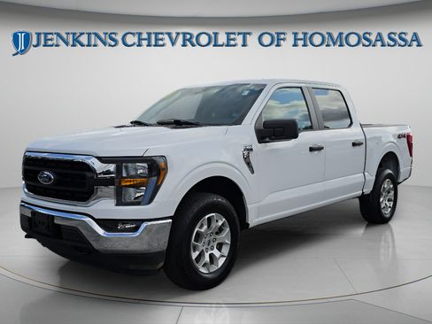 Used 2023 Ford F150 XLT AWD/4WD image 11