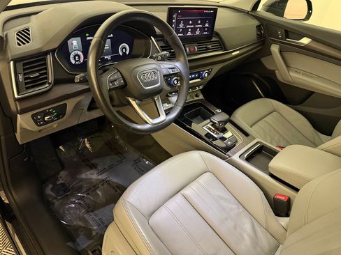 Certified 2022 Audi Q5 Premium Plus AWD/4WD image 4