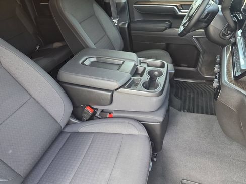 Used 2025 Chevrolet Silverado 1500 LT w/ Safety Package AWD/4WD image 13