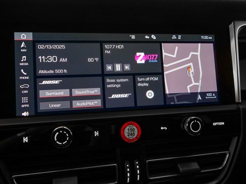 Used 2025 Porsche Macan image 27