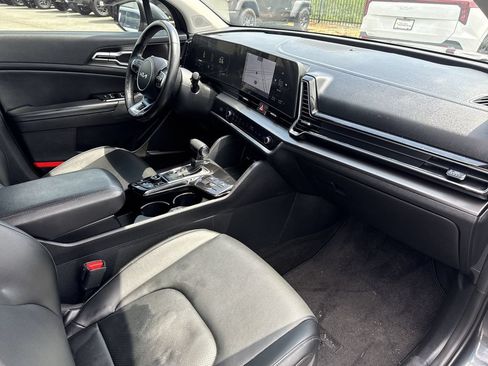 Used 2023 Kia Sportage EX FWD image 35