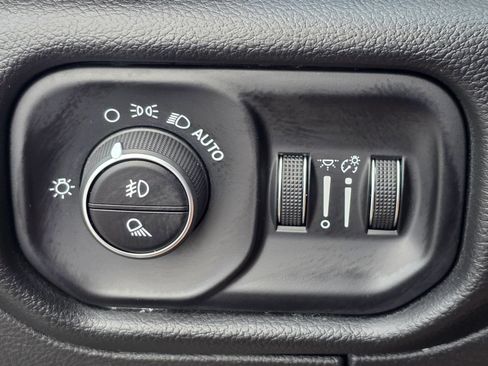 Used 2025 RAM 1500 Big Horn AWD/4WD image 14