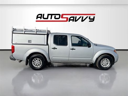 Used 2020 Nissan Frontier SV image 8