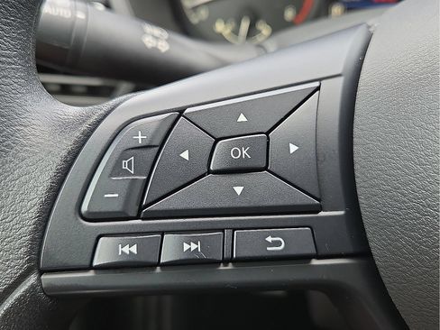 Used 2025 Nissan Altima 2.5 S FWD image 18