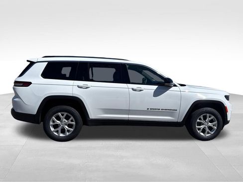 Used 2023 Jeep Grand Cherokee L Limited AWD/4WD image 13